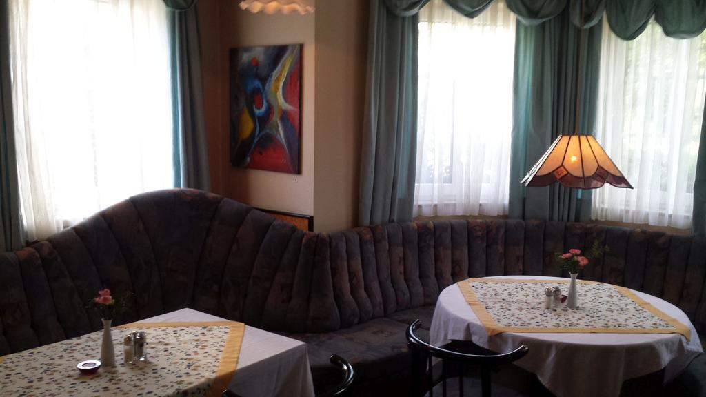 Hotel - Landgasthof Winklehner Sankt Pantaleon  Ngoại thất bức ảnh