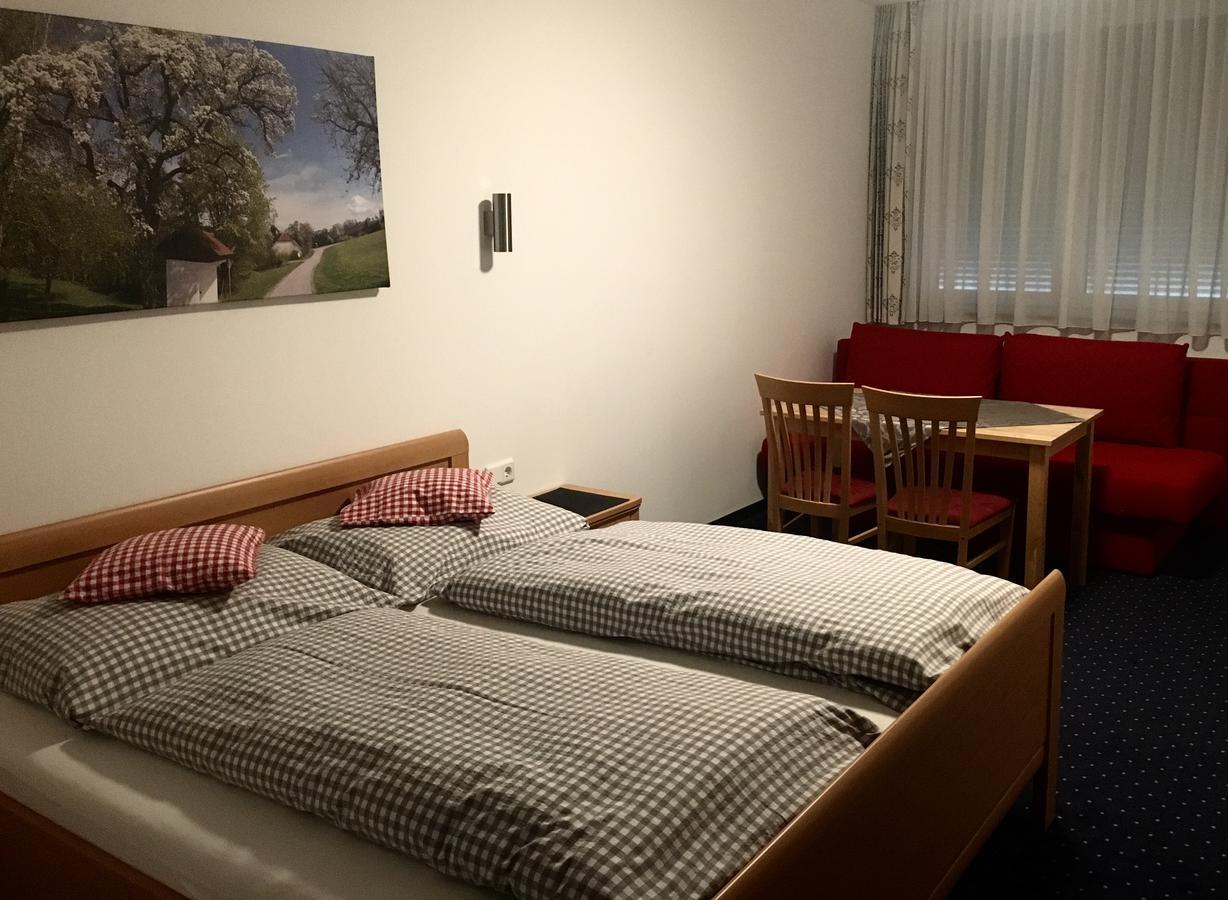 Hotel - Landgasthof Winklehner Sankt Pantaleon  Ngoại thất bức ảnh
