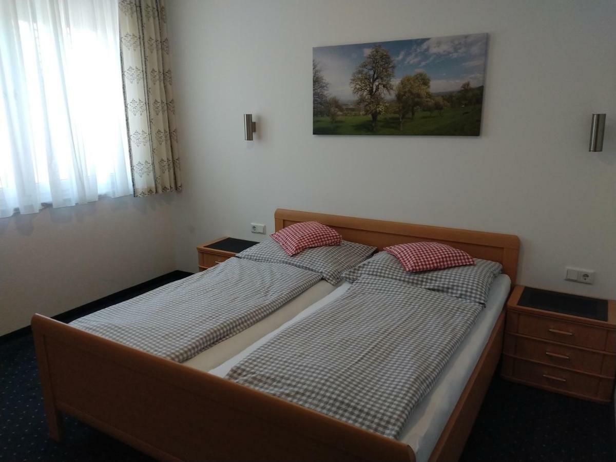 Hotel - Landgasthof Winklehner Sankt Pantaleon  Ngoại thất bức ảnh